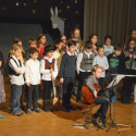 karacsony 16 070