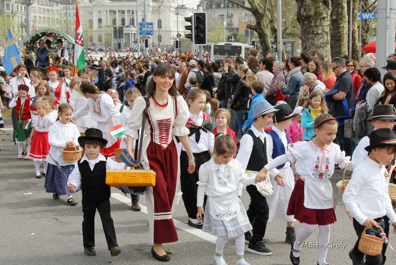 gyerekvonulas 18 031