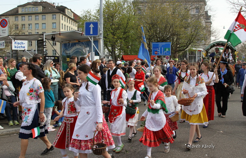gyerekvonulas 18 069