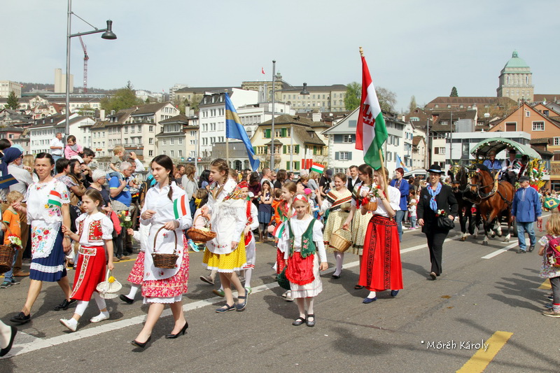 gyerekvonulas 18 090