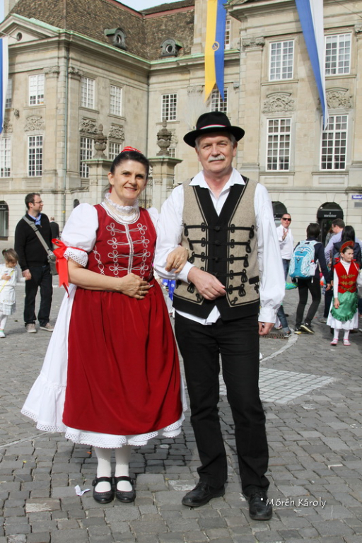 gyerekvonulas 18 110