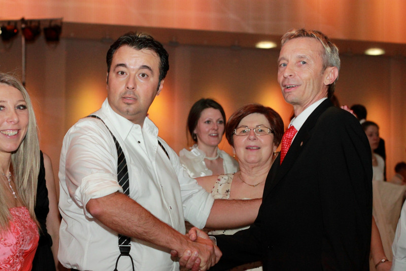 bal2011 200