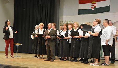 ihasz maria korus 450