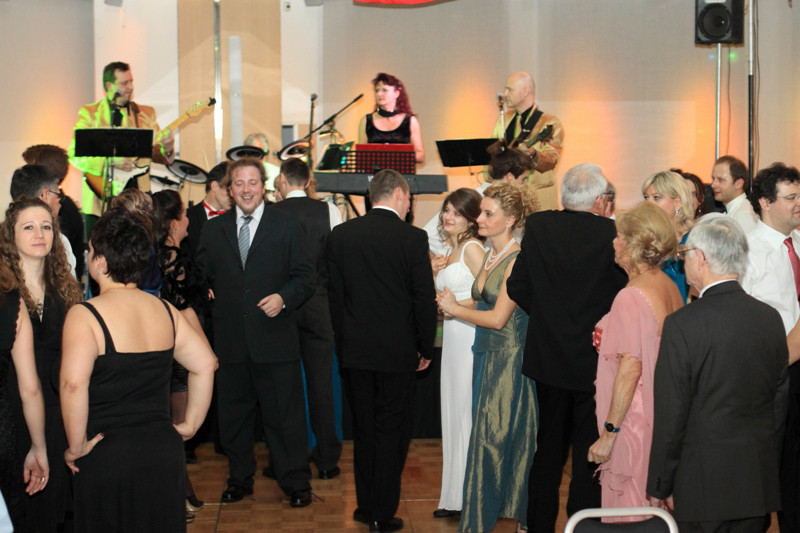 bal2011 195